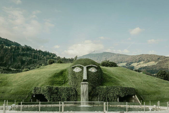 Der Riese bei den Kristallwelten in Wattens.