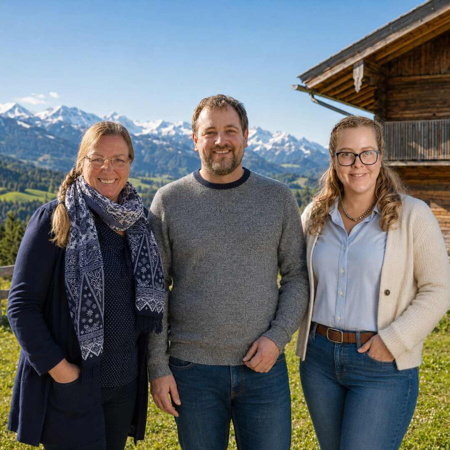 Die Gründer von Urlaubshuetten.com - Pauline, Daniel und Julia