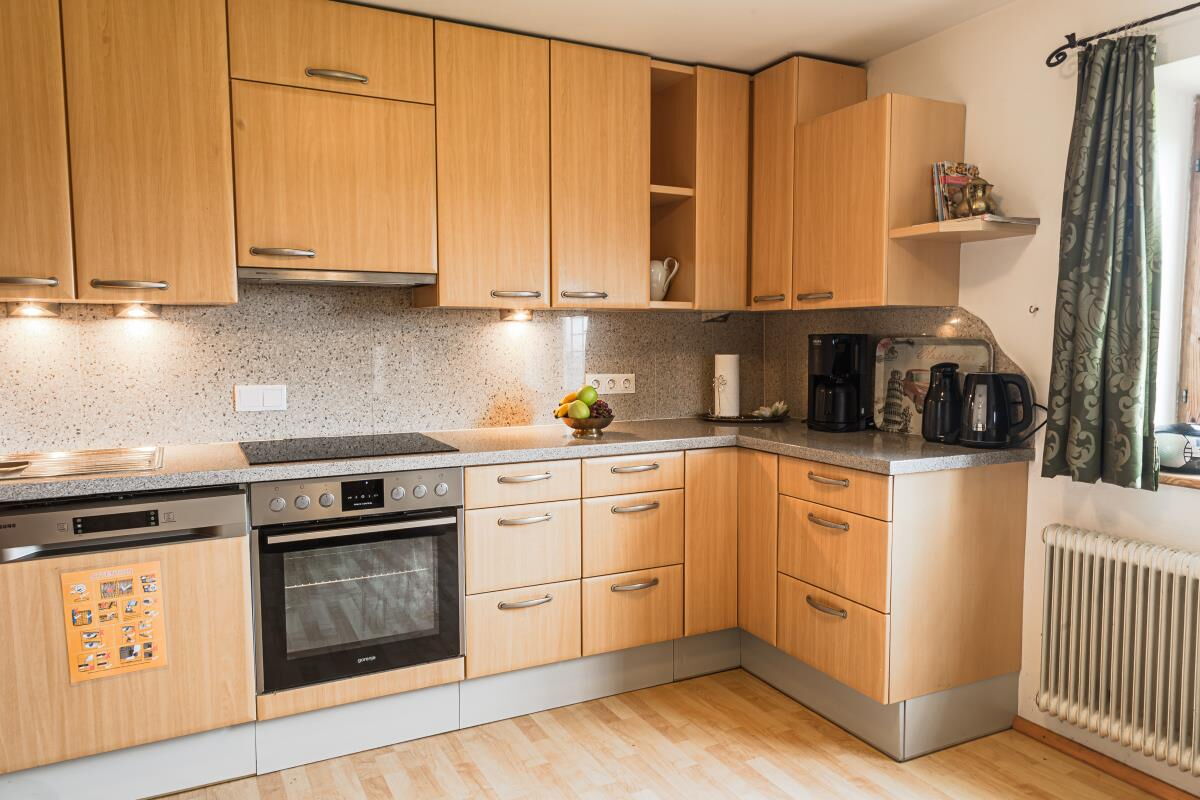 Kitchen in the Grafenhäusl from another angle with oven and worktop, holiday house on the Umlberg in Tyrol