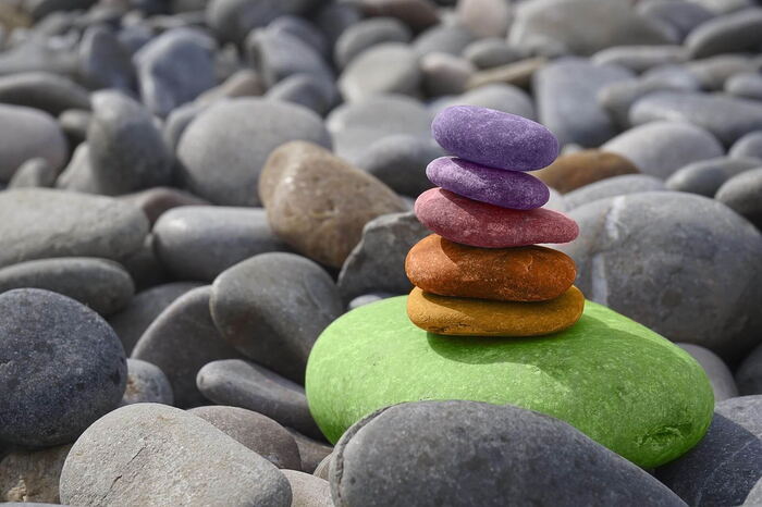 Collecting & painting stones – activity on a hut holiday