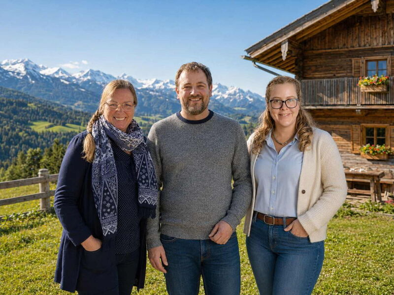 Pauline Abbes, Daniel und Julia Sprenger, Gründer von Urlaubshütten