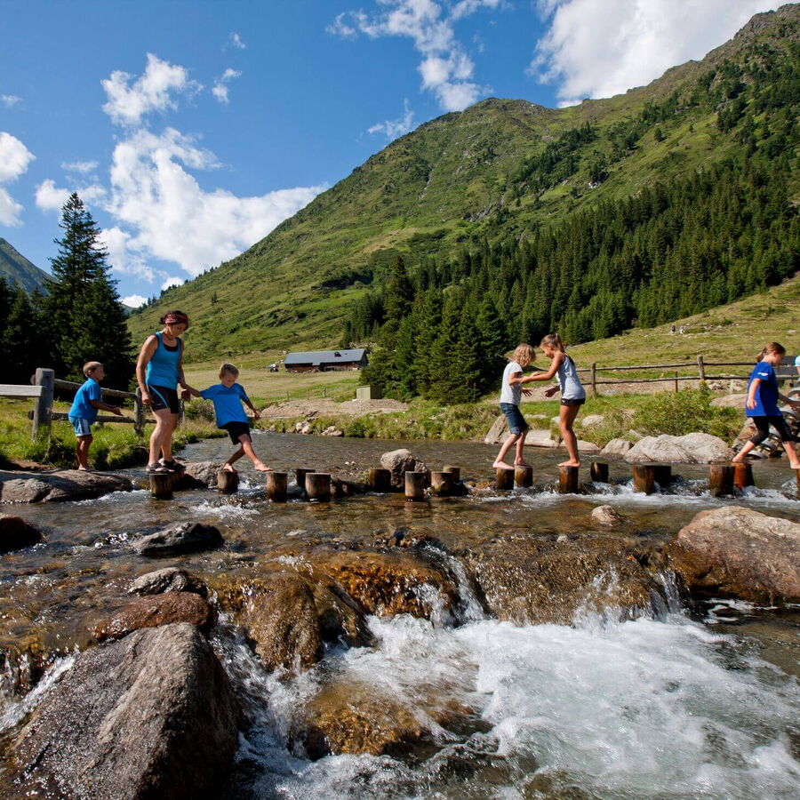 Der Eselbergeralm Erlebnisweg mit den Kinder erleben.
