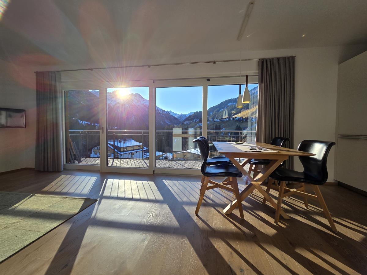 Sonnenbalkon-Luxuslodge "Bärenkopf"