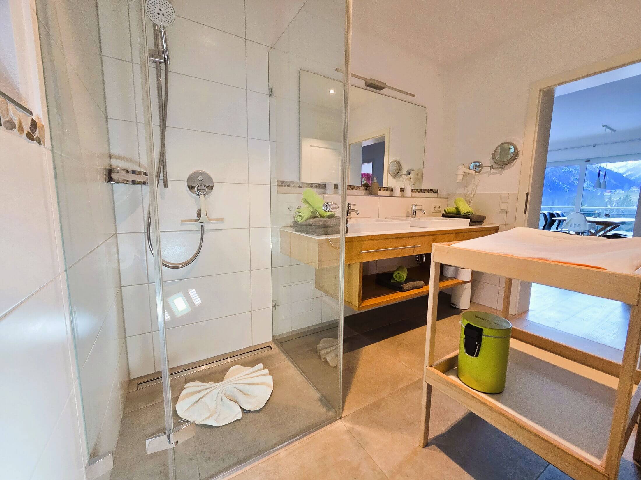 Alpenglück-LuxusLodge "Widderstein"