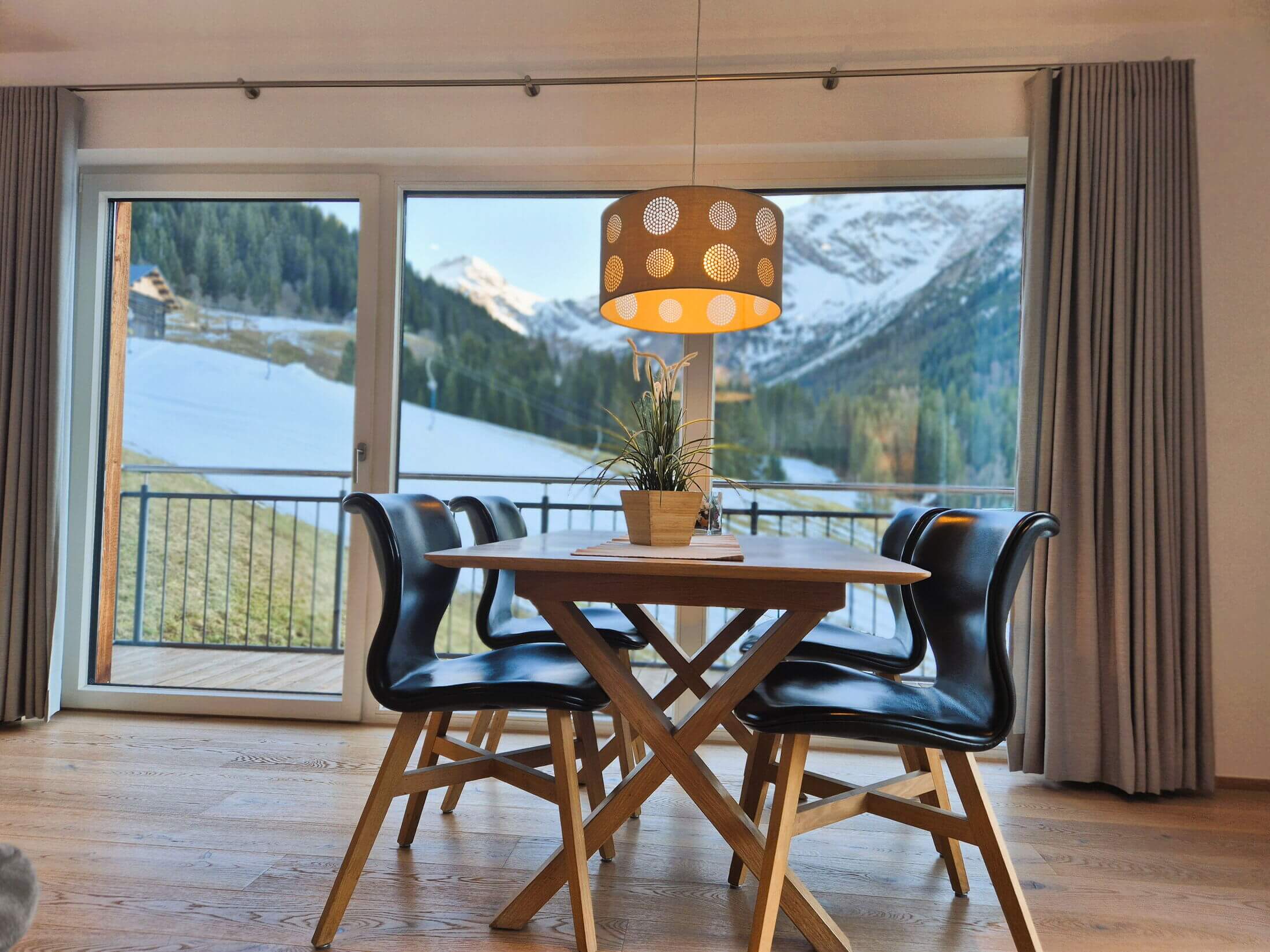 Eck-Luxuslodge "Zwölferkopf"