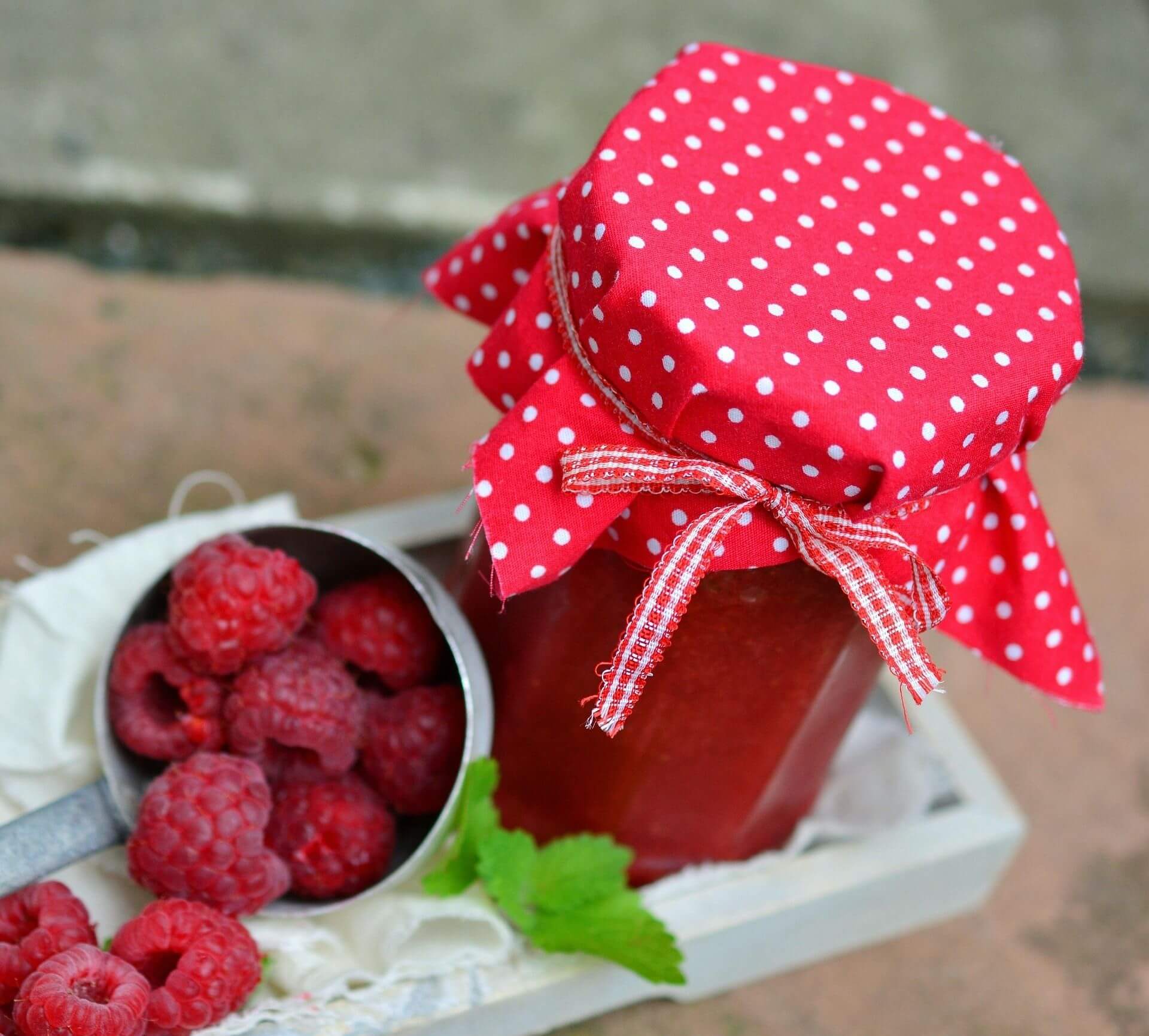 Making jam – activity on a hut holiday